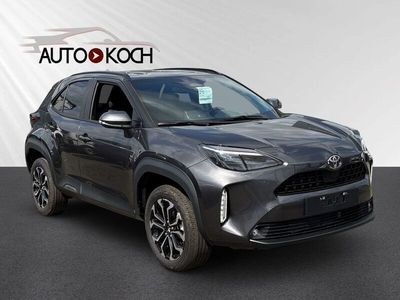 Neu Toyota Yaris Cross 131 PS (96 kW) 2025 Grau SUV