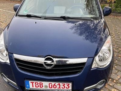 Opel Agila