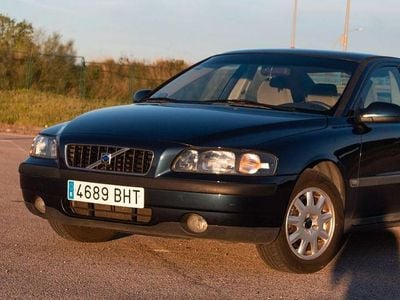 Second-hand Volvo S60 140 CP (102 kW) 2001 Albastru Berlinǎ