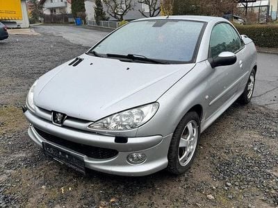 Begagnad Peugeot 206 CC 109 HK (80 kW) 2004 Silver Cab