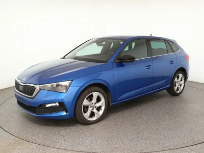 Gebraucht Skoda Scala Style 150 PS (110 kW) 2020 Modra race/race blue Kleinwagen