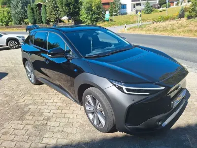 Gebraucht Subaru Solterra Platinum 160 kW (218 PS) 2023 Schwarz SUV