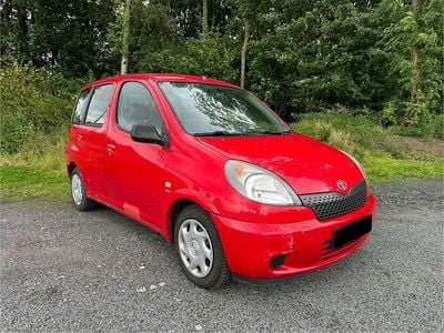 Toyota Yaris Verso