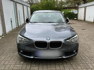 Gebraucht BMW 114 104 PS (76 kW) 2013 Grau Kleinwagen