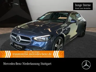 Gebraucht Mercedes C300e Avantgarde 204 PS (150 kW) 2025 Blau Limousine