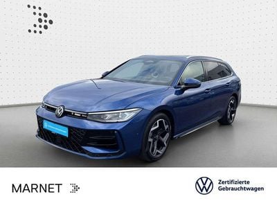 Gebraucht VW Passat R-line 265 PS (194 kW) 2025 Reef blue metallic Kombi