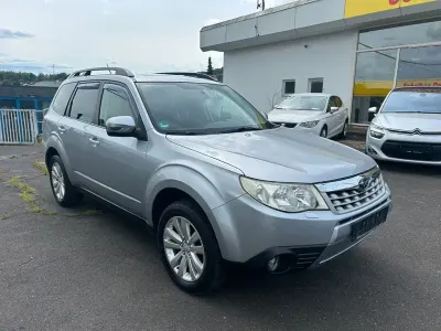 Gebraucht Subaru Forester Comfort 150 PS (110 kW) 2012 Silber SUV