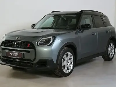 Gebraucht Mini Countryman Classic 218 PS (160 kW) 2025 Smokey green (metallic) SUV