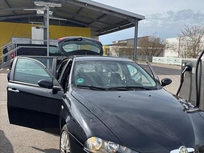 Gebraucht Alfa Romeo 147 105 PS (77 kW) 2008 Schwarz Kleinwagen