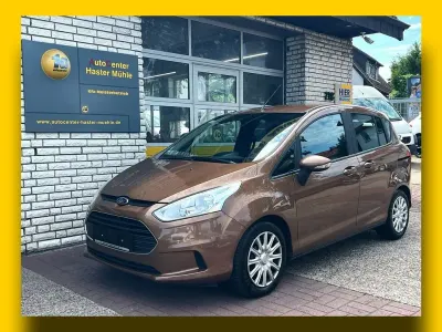 Gebraucht Ford B-MAX Trend 101 PS (74 kW) 2015 Braun Van / Kleinbus