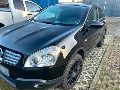Schwarz Gebraucht 2010 Nissan Qashqai SUV | 6.600 € (Guter Preis)