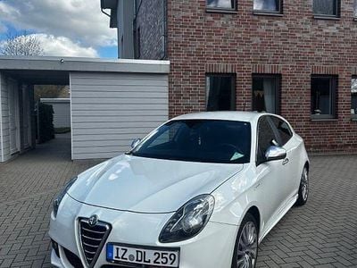 Gebraucht Alfa Romeo Giulietta Turismo 170 PS (125 kW) 2010 Weiß Kleinwagen