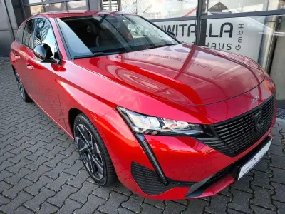 Gebraucht Peugeot 308 SW Allure 131 PS (96 kW) 2024 Rot Kombi