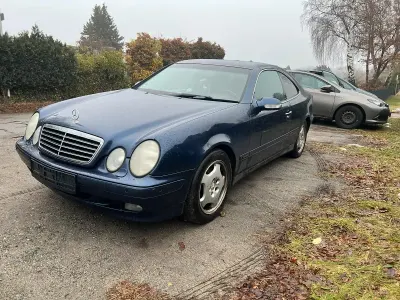 Używany Mercedes CLK230 2000 Niebieski Coupe