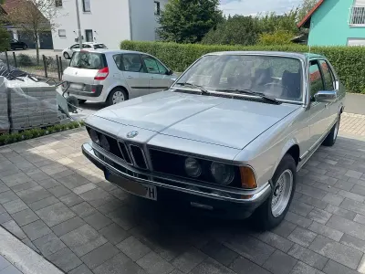 Second-hand BMW 732 Basis 197 CP (144 kW) 1982 Argintiu Berlinǎ