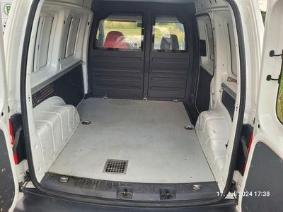 Gebraucht VW Caddy 102 PS (75 kW) 2015 Weiß Van / Kleinbus