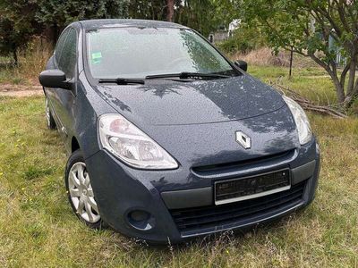 gebraucht Renault Clio 1.2 16V 75 Yahoo!