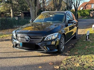 Gebraucht Mercedes C220 194 PS (142 kW) 2018 Schwarz Kombi