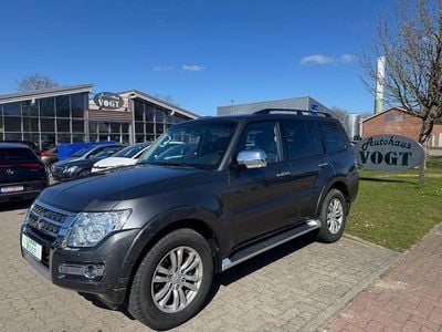 Gebraucht Mitsubishi Pajero Top 200 PS (147 kW) 2014 Grau SUV