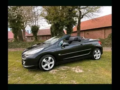 Gebraucht Peugeot 207 CC Sport 120 PS (88 kW) 2008 Schwarz Cabrio