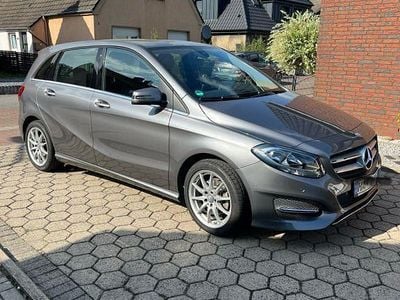 Mercedes B180