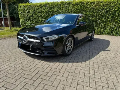 Gebraucht Mercedes A200 AMG line 163 PS (119 kW) 2019 Schwarz Limousine