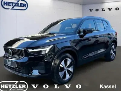 Gebraucht Volvo XC40 Core 211 PS (155 kW) 2022 Black solid (stone) / solid SUV