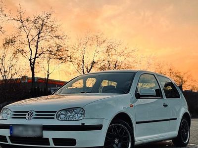 VW Golf IV