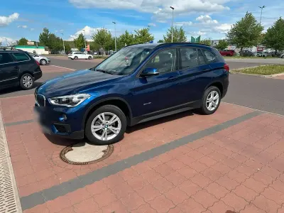 Używany BMW X1 Advantage 140 KM (102 kW) 2018 Niebieski SUV