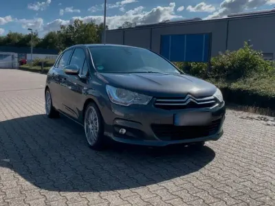 Gebraucht Citroën C4 Exclusive 111 PS (81 kW) 2012 Grau Limousine