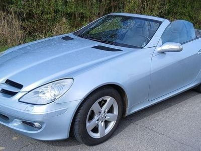 Second-hand Mercedes SLK280 231 CP (169 kW) 2006 Argintiu Cabrio