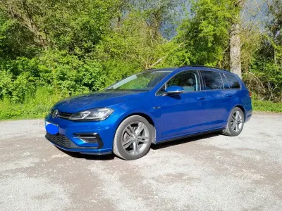 Gebraucht VW Golf VII R-line 150 PS (110 kW) 2018 Blau Kombi