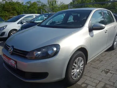 Gebraucht VW Golf VI Trendline 86 PS (63 kW) 2011 Gold Kleinwagen
