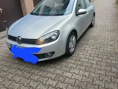 Gebraucht VW Golf VI Comfortline 122 PS (89 kW) 2009 Silber Kleinwagen