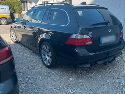 BMW 525