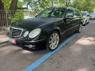 Gebraucht Mercedes E320 Avantgarde 224 PS (164 kW) 2006 Schwarz Kombi