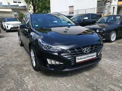 Gebraucht Hyundai i30 Edition 30 116 PS (85 kW) 2021 Phantom black Kombi