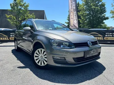 Gebraucht VW Golf VII Trendline 105 PS (77 kW) 2015 Grau Kombi