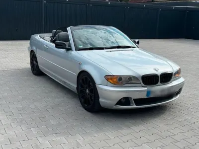 Gebraucht BMW 320 Cabriolet 170 PS (125 kW) 2004 Silber Cabrio