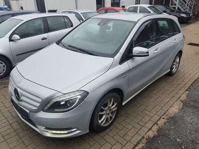 Gebraucht Mercedes B180 109 PS (80 kW) 2012 Silber Van / Kleinbus