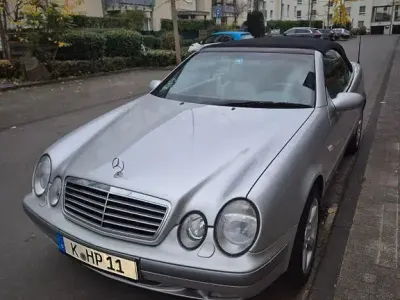 Brugt Mercedes CLK320 Elegance 218 HK (160 kW) 1999 Sølv Cabriolet