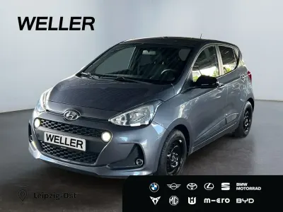 Gebraucht Hyundai i10 Passion 67 PS (49 kW) 2018 Grau Kleinwagen