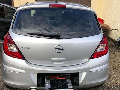 Second-hand Opel Corsa Satellite 87 CP (63 kW) 2011 Gri Hatchback