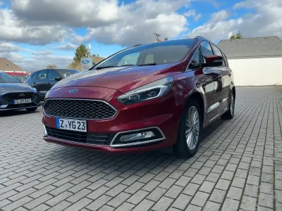 Gebraucht Ford S-MAX Vignale 190 PS (139 kW) 2019 Rubyrot (metallic) (rot) Van / Kleinbus