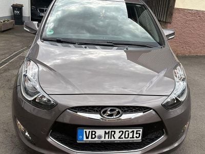 Usata Hyundai ix20 Edition 90 CV (66 kW) 2011 Beige Utilitaria