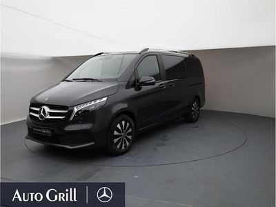 Graphitgrau metallic Gebraucht 2023 Mercedes V300 Van / Kleinbus | 58.990 € (Guter Preis)