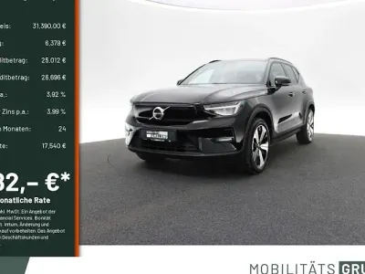 Używany Volvo EX40 Plus 175 kW (238 KM) 2023 Czarny SUV