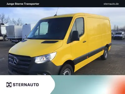 Gebraucht Mercedes 316 163 PS (119 kW) 2021 Verkehrsgelb "89" Van