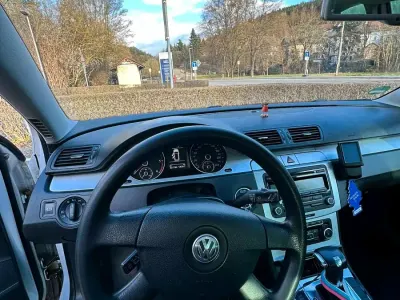 Gebraucht VW Passat 140 PS (102 kW) 2009 Weiß Kombi