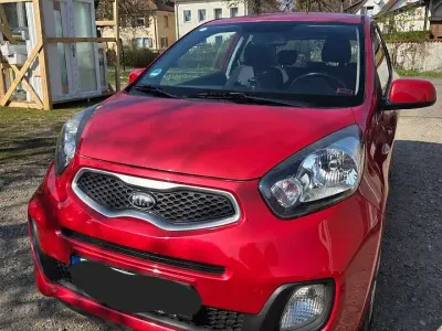 Gebraucht Kia Picanto 69 PS (50 kW) 2013 Rot Kleinwagen